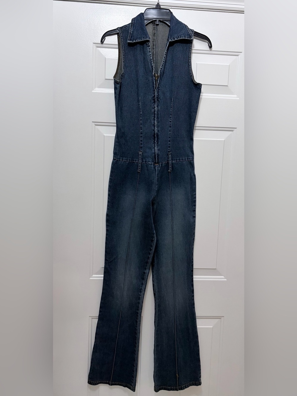 Retro Y2K Denim Sleeveless Jumpsuit
Junior's Size 7